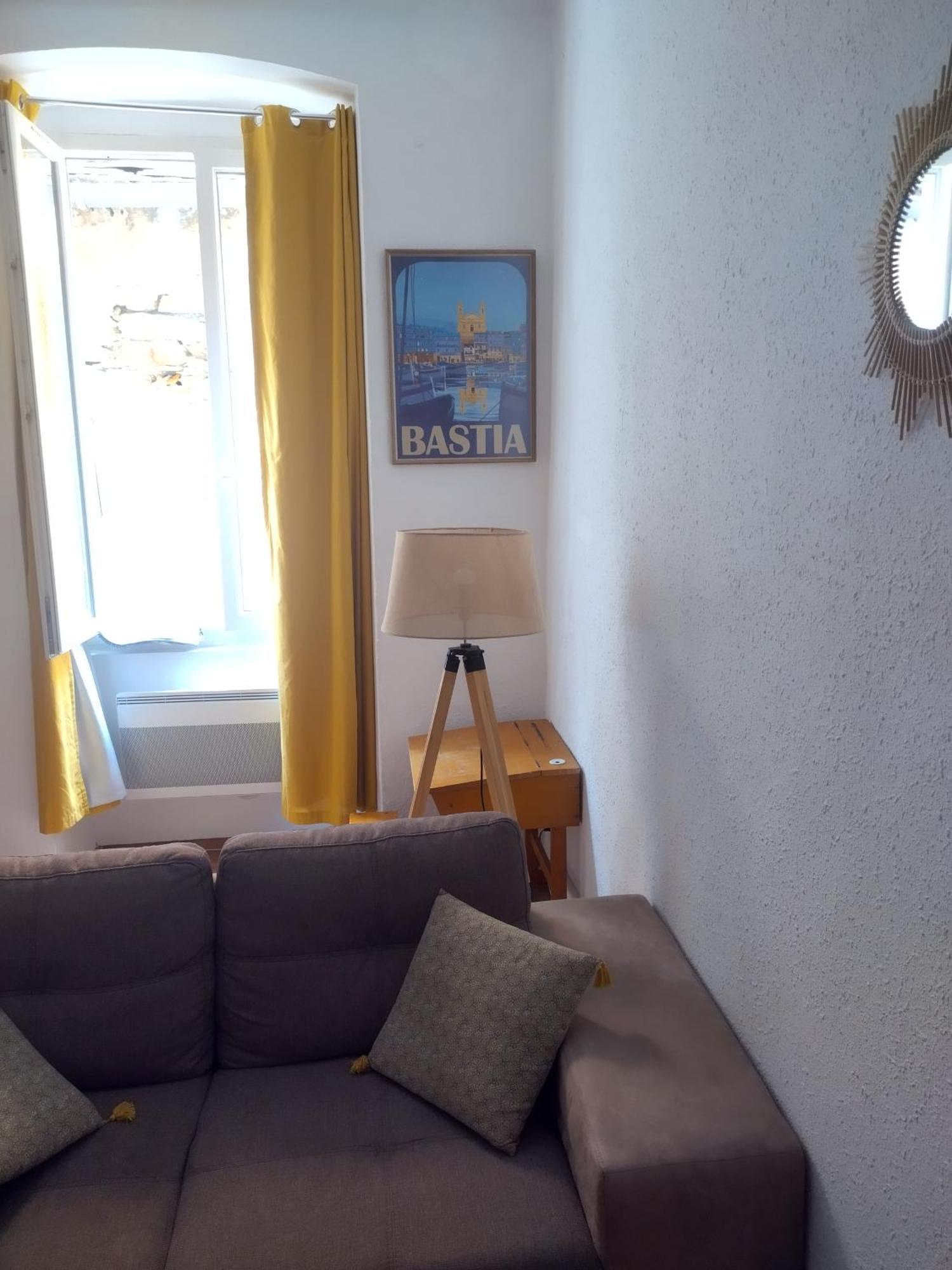 Appartement Meuble En Plein Centre De Bastia Bastia  Bagian luar foto